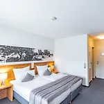 索南伯格公园酒店 4*