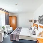 酒店 索南伯格公园酒店 4*