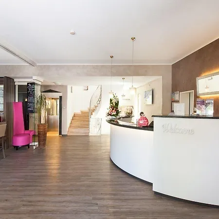 호텔 Parkhotel Sonnenberg 4*