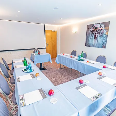 Parkhotel Sonnenberg 호텔