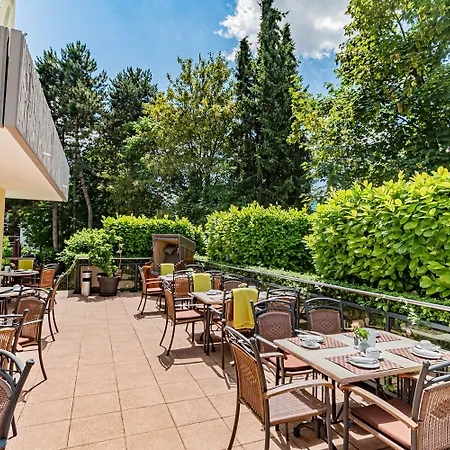 호텔 Parkhotel Sonnenberg 4*