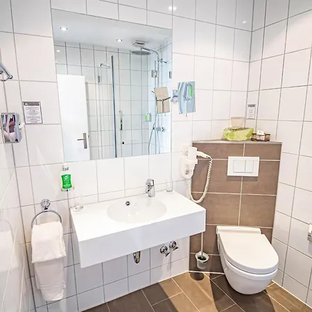 Parkhotel Sonnenberg 4* 엘트빌레